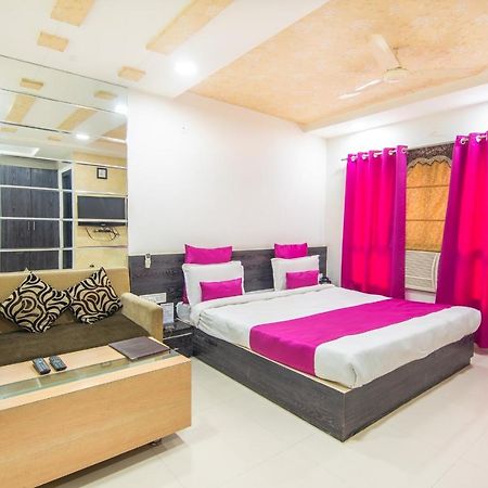 Morya Regency Hamidia Road Hotel Bhopál Kültér fotó