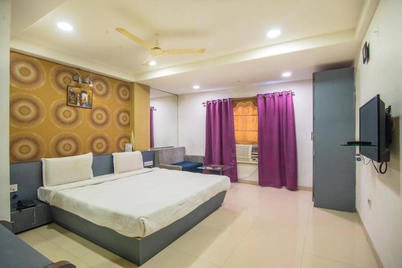 Morya Regency Hamidia Road Hotel Bhopál Kültér fotó